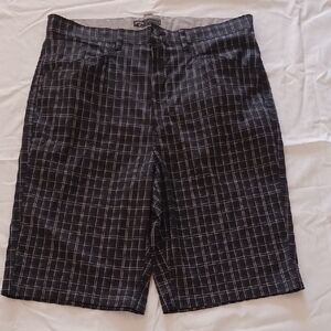 Callaway Men's Black Plaid Shorts